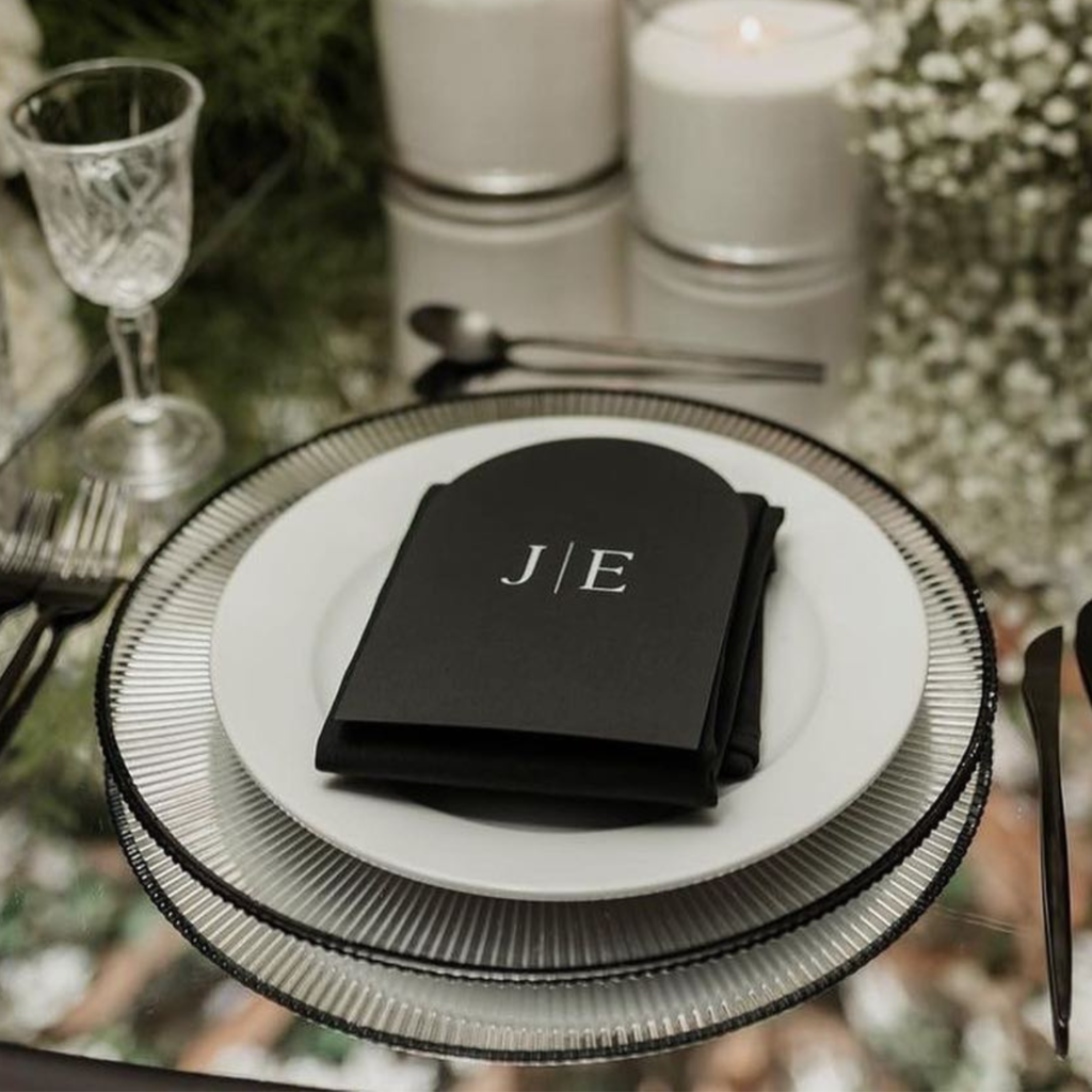 Black Trim Charger Plate Optimum Event Hire